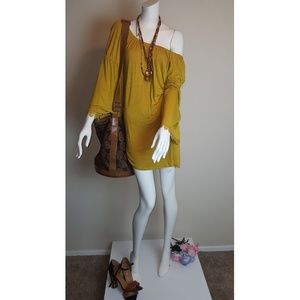 JUNIORS  MUSTARD DRESS